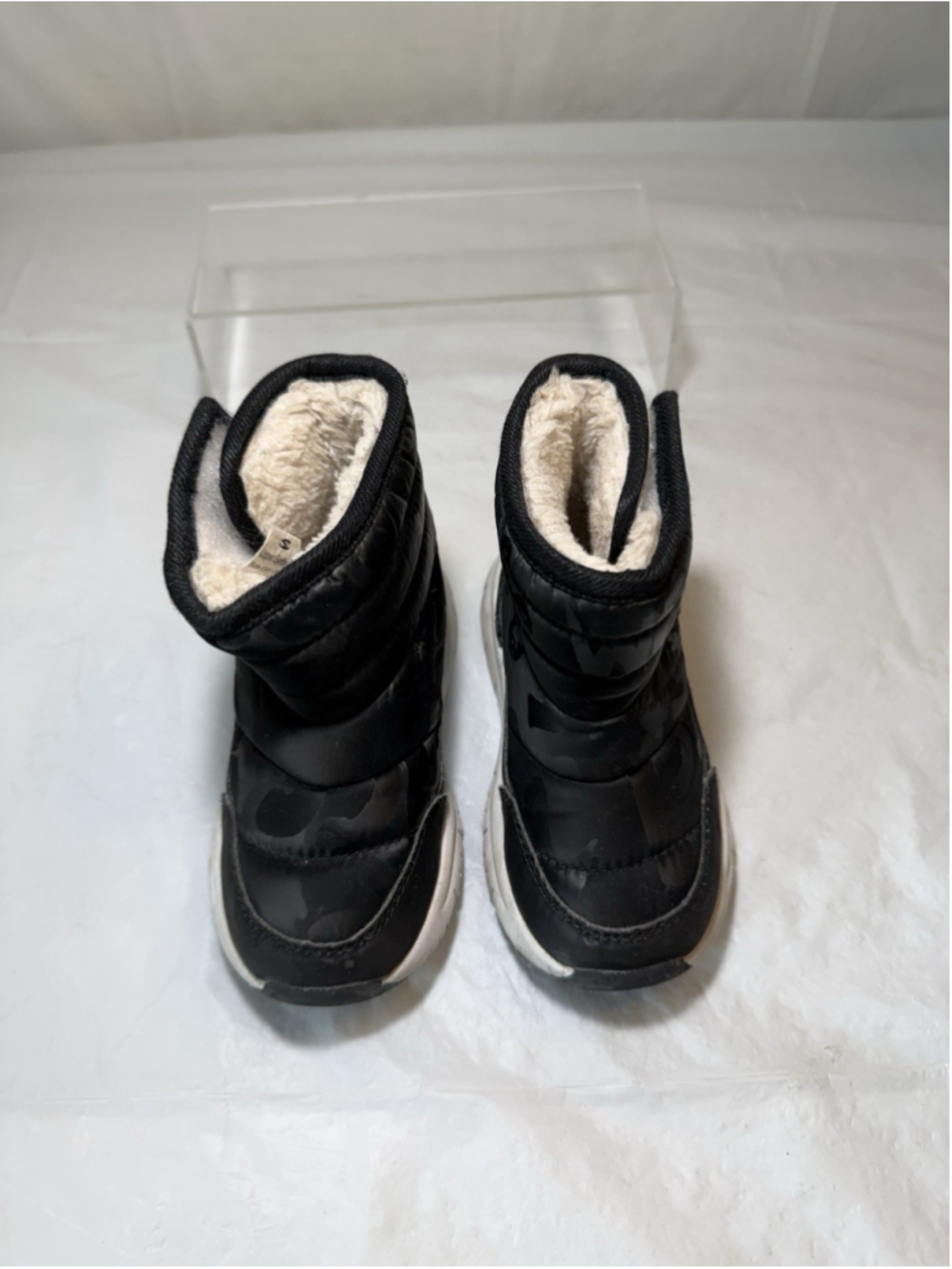 HOBIBEAR snow boots black toddler size 25 EU SIZE 5 Toddler